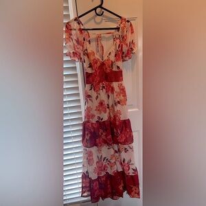 Tiered floral maxi dress puff sleeves & flowy skirt